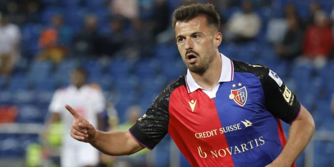Albian Ajeti erzielt das 1:0 für den FC Basel. fc basel