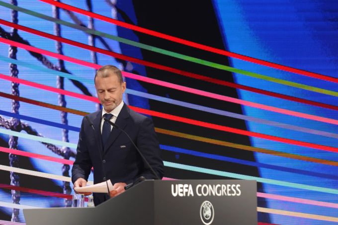 Aleksander Ceferin am Kongress der UEFA. Aleksander Ceferin UEFA Kongerss