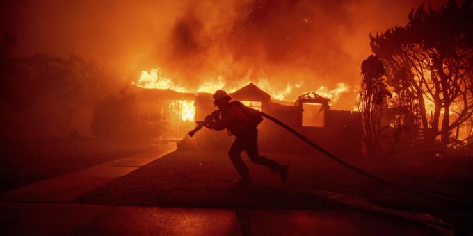 Brand-Hölle L.A. - Jetzt schickt Biden die Nationalgarde