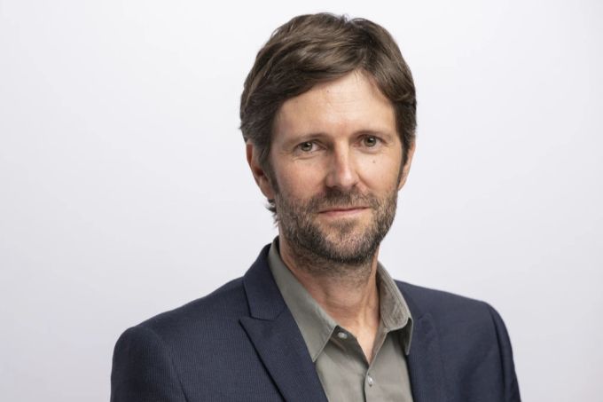 Biobauer und Nationalrat Kilian Baumann (GPS/BE) kritisiert die EU-freundlichen Forderungen der Economiesuisse bei gleichzeitiger Allianz mit den Bauern. Kilian Baumann
