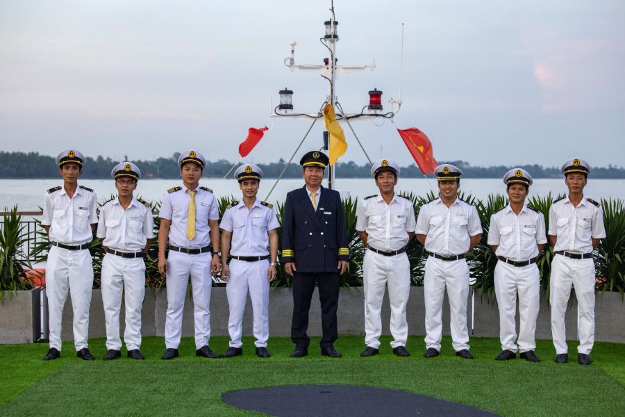 Crew Mekong Discovery