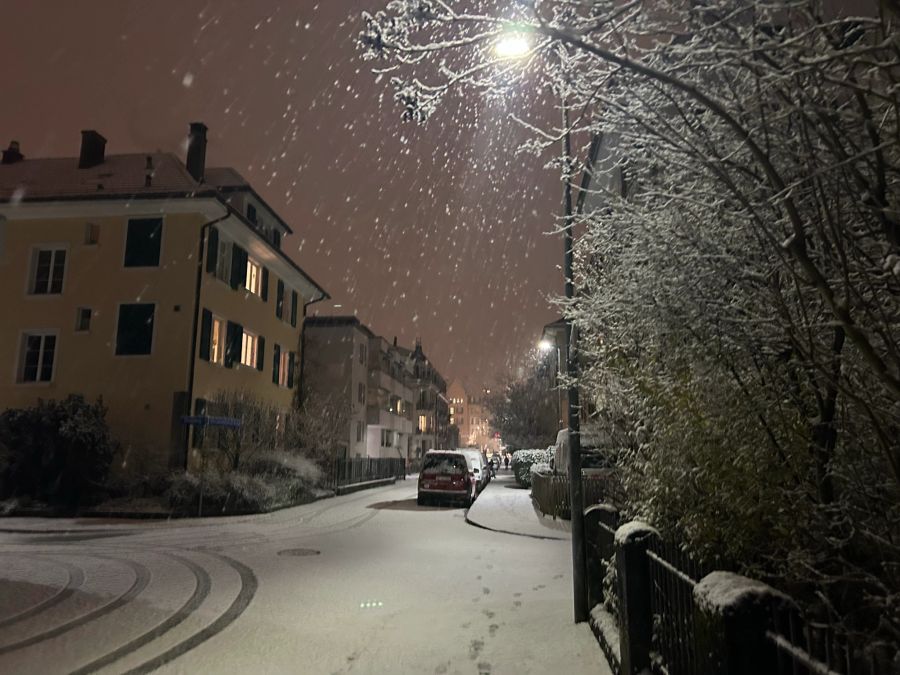 Am Sonntagabend schneite es in Bern.