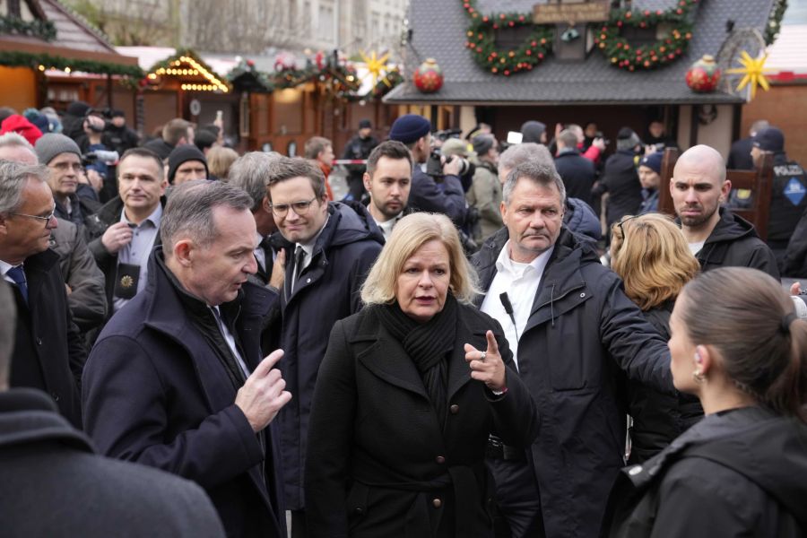 Nancy Faeser Magdeburg Weihnachtsmarkt