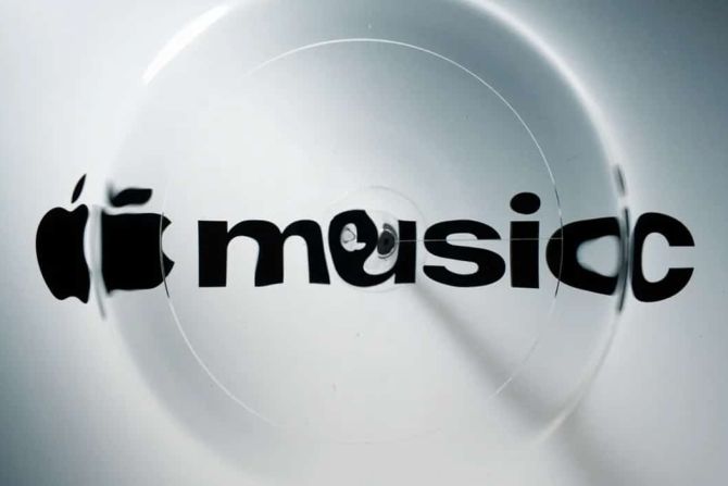 apple