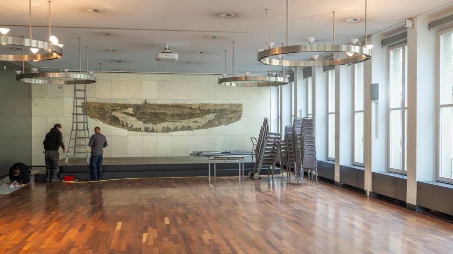 Auch der Saal im ersten Stock wurde renoviert. Das Wandbild mit dem Aarelauf bleibt erhalten.