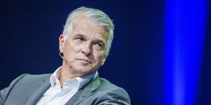 Auswertung zeigt - Managerlöhne steigen 2024 «nur» durchschnittlich