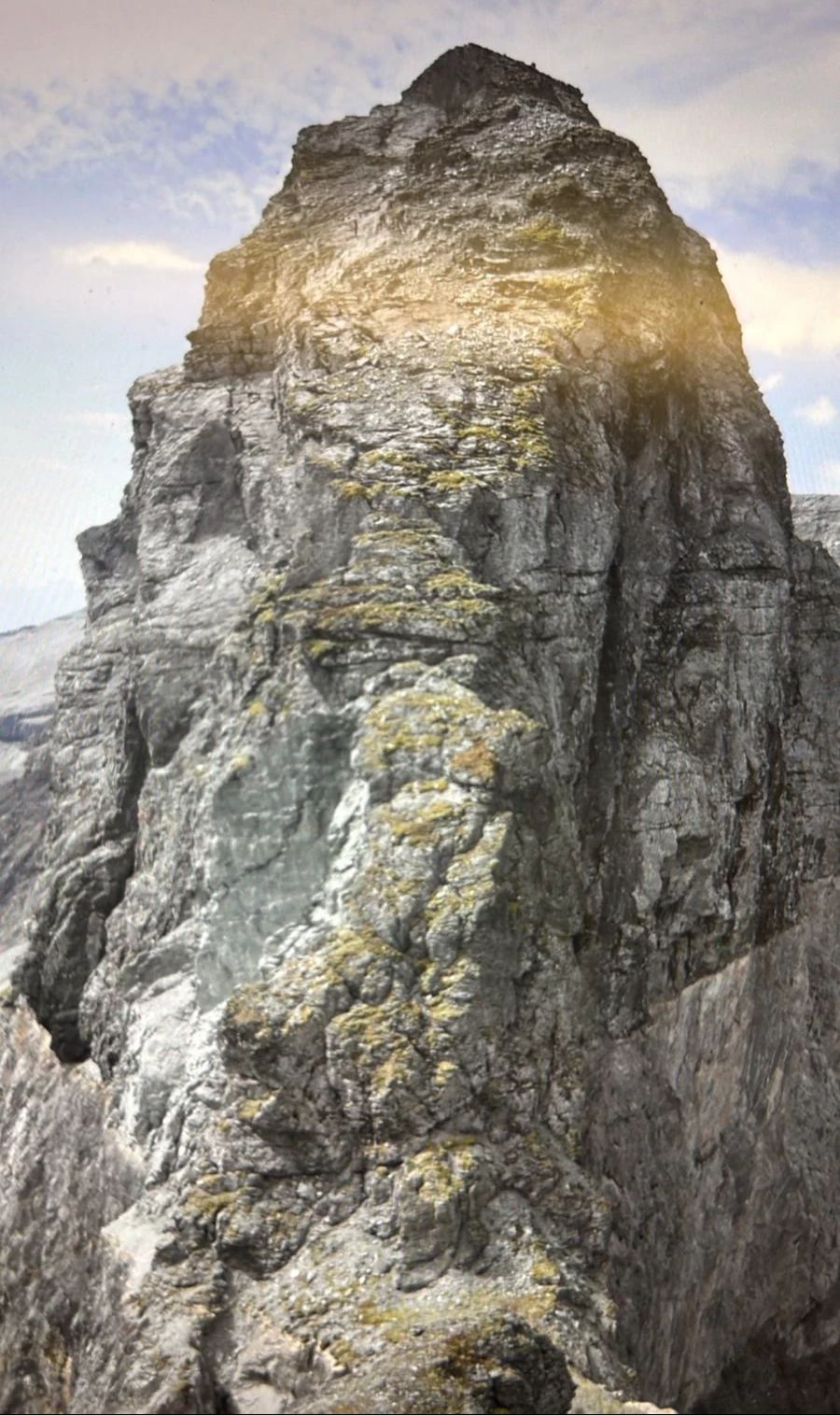 Eine Aufnahme des Tschingelhorns: Der grün bewachsene Felsen ist jetzt weg.