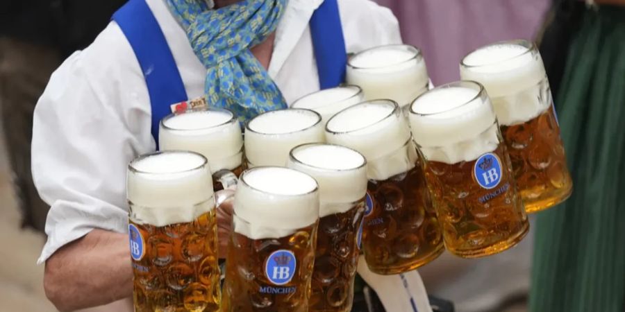 Oktoberfest Kellnerin