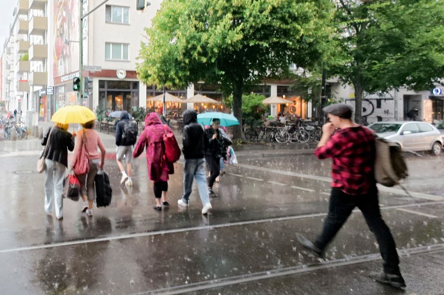Meteorologen warnen vor den Auswirkungen des Klimawandels: «Keine Hitzephasen aber dafür viel Regen» (Symbolbild)