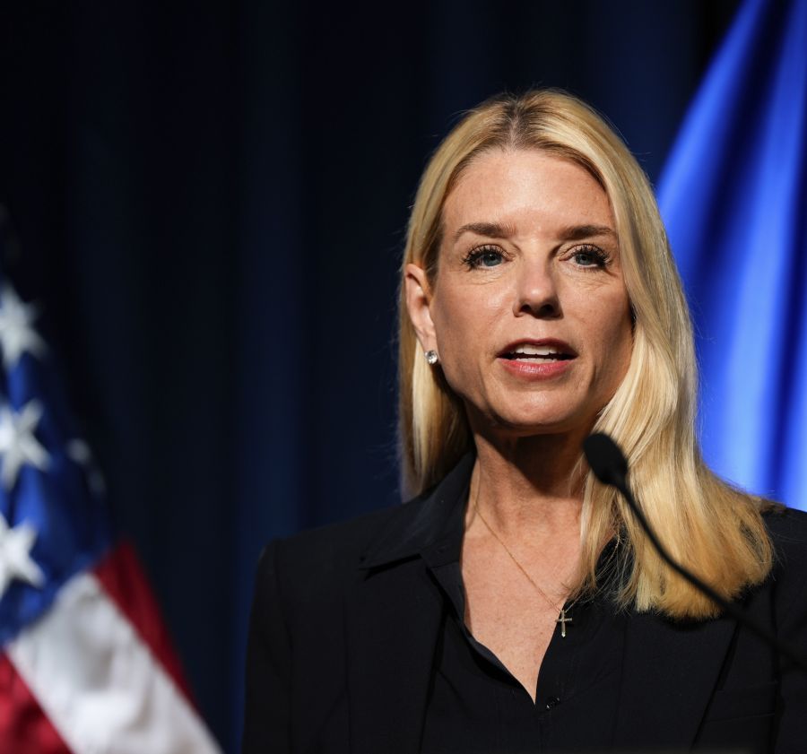 US-Justizministerin Pam Bondi sagt, es würden keine Unterlagen veröffentlicht.