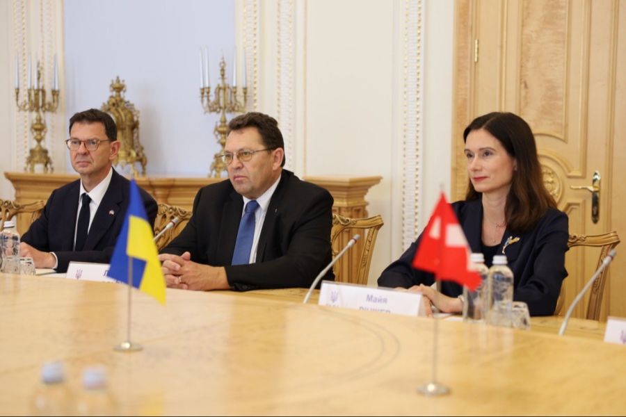 Maja Riniker will sich auf ihrem mehrtägigen Besuch vor allem über die Lage in der Ukraine nach über drei Jahren Krieg erkundigen.