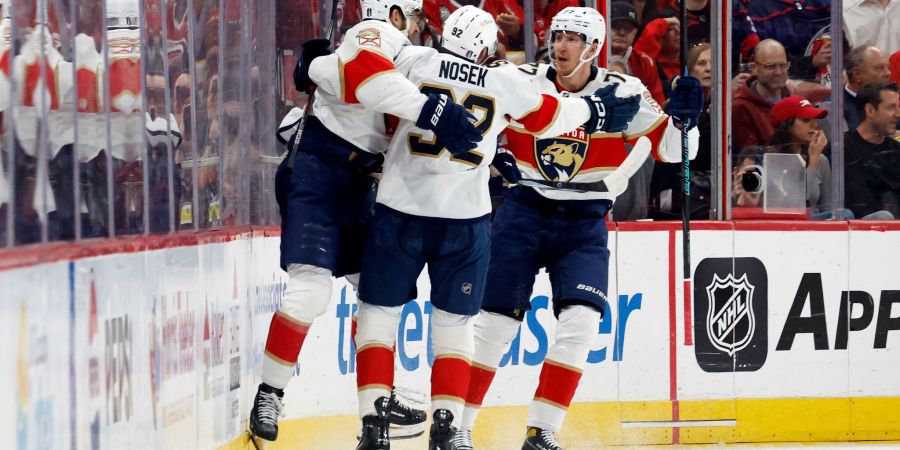 Greer traf einmal, Nosek bereitete zwei Tore vor: Die Panthers hatten zum Auftakt Grund zu Feiern.
