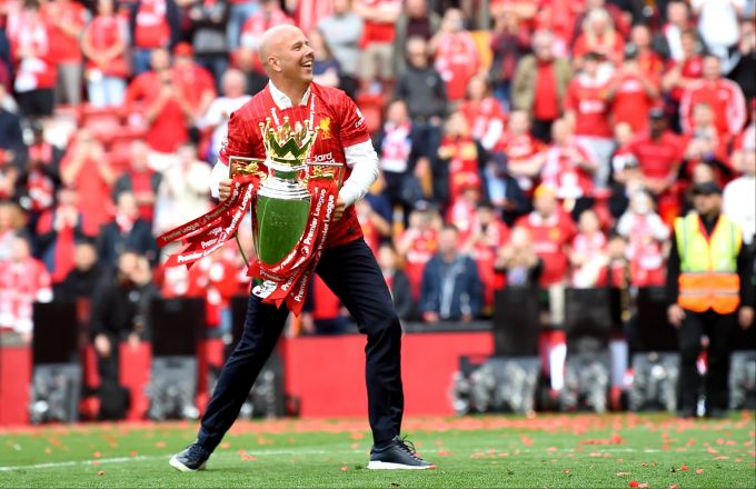 Liverpool-Trainer Arne Slot konnte Florian Wirtz offenbar überzeugen. Bayern München