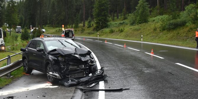 Autofahrerin verletzt