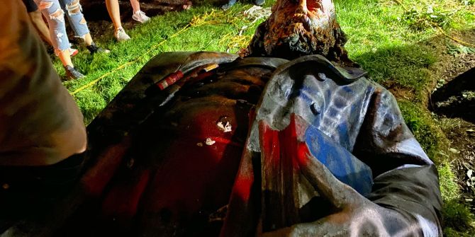 Statue von General Albert Pike
