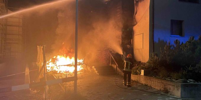 Bonaduz GR - Grossbrand verursacht hohen Sachschaden am Wohnhaus