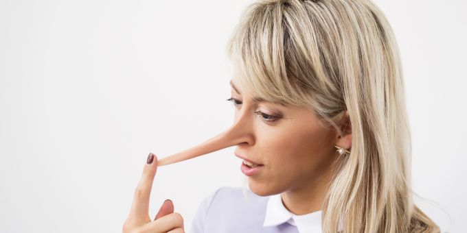Steckt nicht in uns allen mal ein Pinocchio? lügnerin mit langer nase