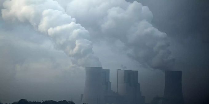 Um die Ziele zu erreichen, müssten die Treibhausgasemissionen bis 2030 um 30 Prozent reduziert werden. Kohlenstoffdioxid