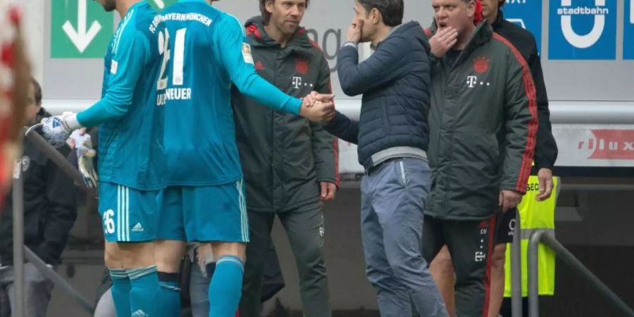 Bayern-Torwart Manuel Neuer musste gegen Fortuna Düsseldorf verletzt ausgewechselt werden. Foto: Federico Gambarini