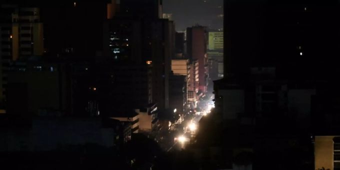 Lichter aus - Neuer Stromausfall in Venezuela