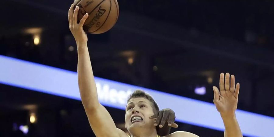 Moritz Wagner stand bei der Niederlage der Los Angeles Lakers 18 Minuten auf dem Platz und holte drei Zähler. Foto (Archiv): Ben Margot/AP Foto: Ben Margot