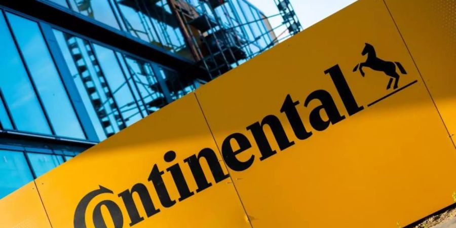 Im Konflikt um tausende Arbeitsplätze beim Autozulieferer Continental ist der Gesprächsfaden zwischen Unternehmen und Gewerkschaft abgerissen. Foto: Moritz Frankenberg/dpa