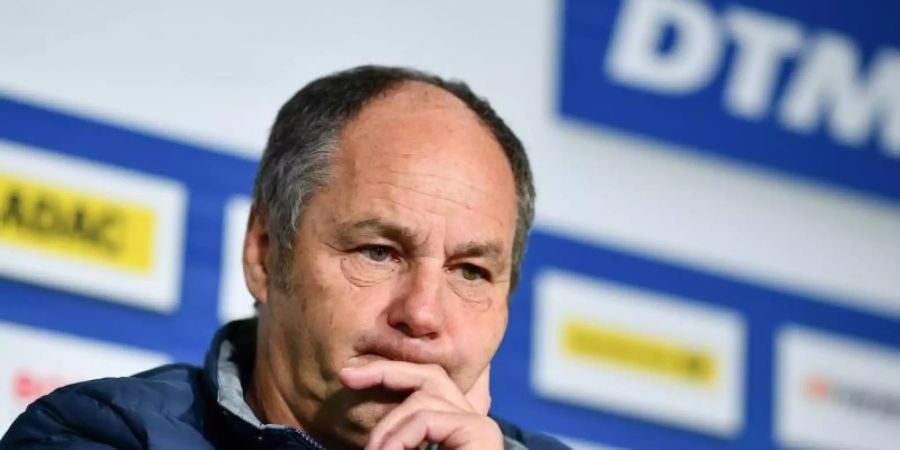 Will sich noch nicht zu den Teams der DTM-Saison 2021 äussern: Rennchef Gerhard Berger. Foto: Uwe Anspach/dpa