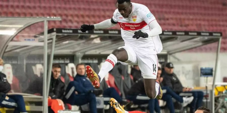 Silas Wamangituka zeigt beim VfB Stuttgart eine starke Leistung. Foto: Sebastian Gollnow/dpa