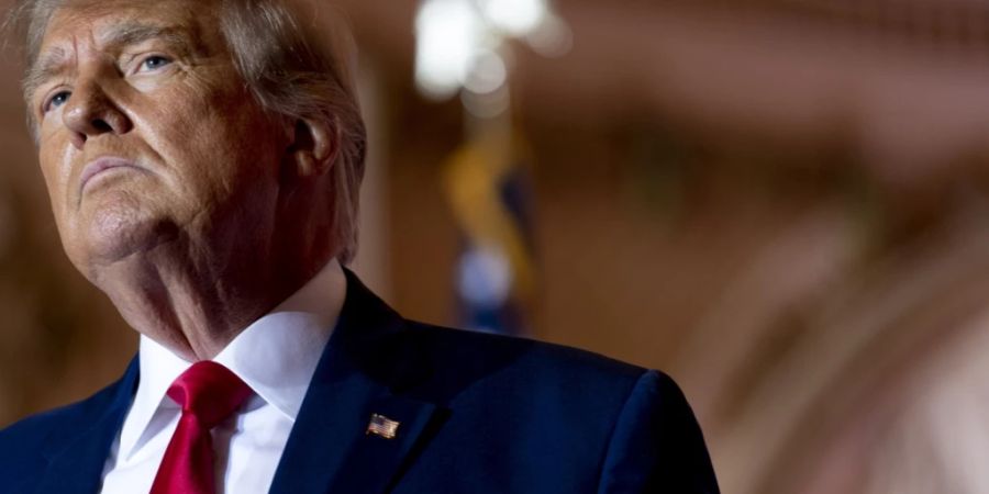 Ex-US-Präsident Donald Trump in seinem Anwesen Mar-a-Lago. Foto: Andrew Harnik/AP/dpa