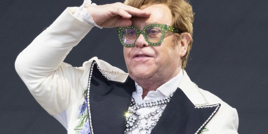 Elton John mag nicht mehr bei Twitter sein.