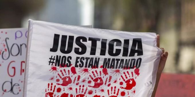 Zehntausende gehen gegen die Gewalt an Frauen in Mexiko auf die Strasse. Foto: Jair Cabrera Torres/dpa Zehntausende gehen gegen die Gewalt an Frauen in Mexiko auf die Strasse. Foto: Jair Cabrera Torres/dpa