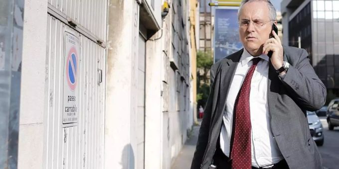 Wünschat sich eine baldige Wiederaufnahme des Spielbetriebs: Claudio Lotito, Präsident von Lazio Rom. Claudio Lotito