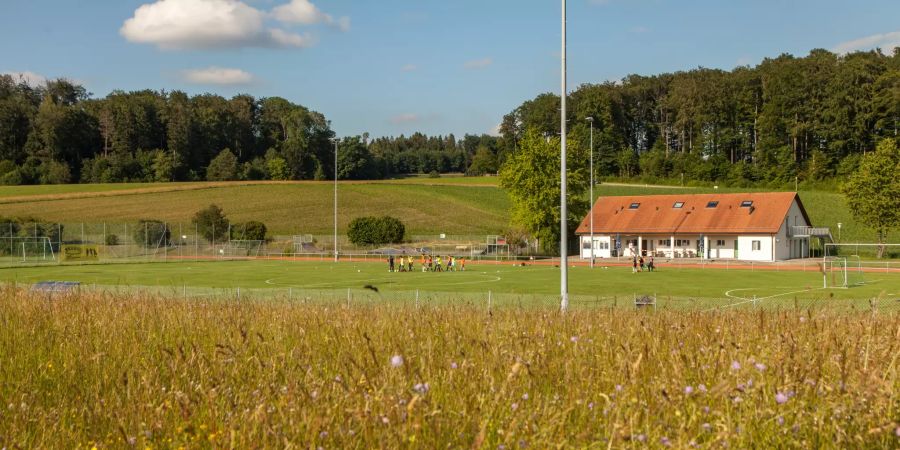 Der Sportplatz Längimoos in Nürensdorf.