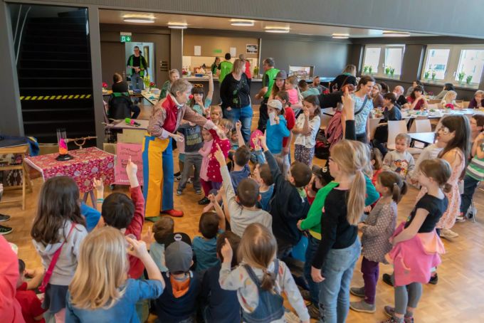 Der Familienplausch findet jeweils grossen Anklang. STV Boniswil Familienplausch
