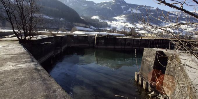 Auf diesem Gelände am Ufer des Walensees mit Blick auf die Gemeinde Quarten. Quarten Walensee