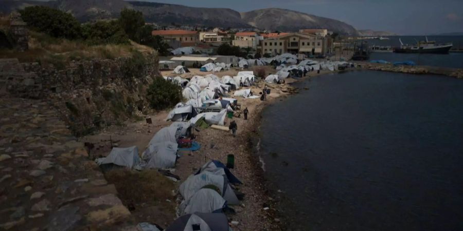 Vor der Küste der griechischen Insel Kefalonia sind mehrere Flüchtlinge gestrandet (Symbolbild).