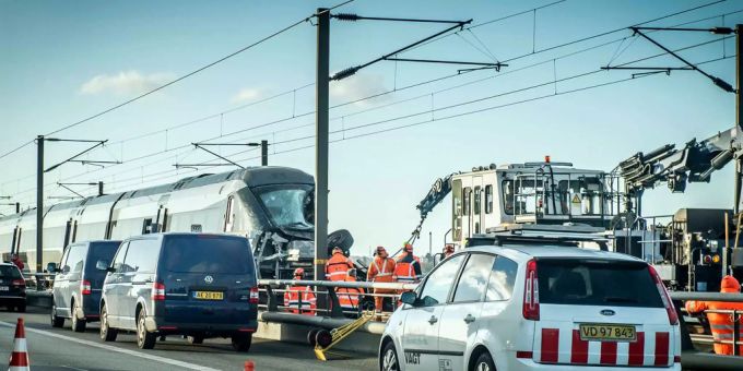 Nebst dem Güterzug wurde auch ein Passagierzug beschädigt. Zugunglück Dänemark
