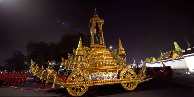 Trauerfeier kostet 90 Mio Franken - Thai-König Bhumibol wird eingeäschert