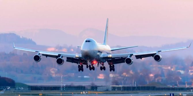 Eine Boeing 747 in Zürich.