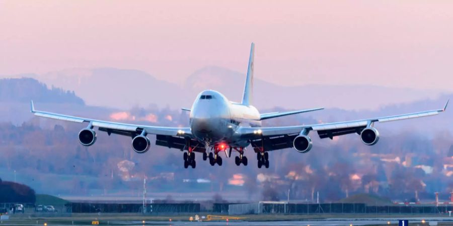Eine Boeing 747 in Zürich.