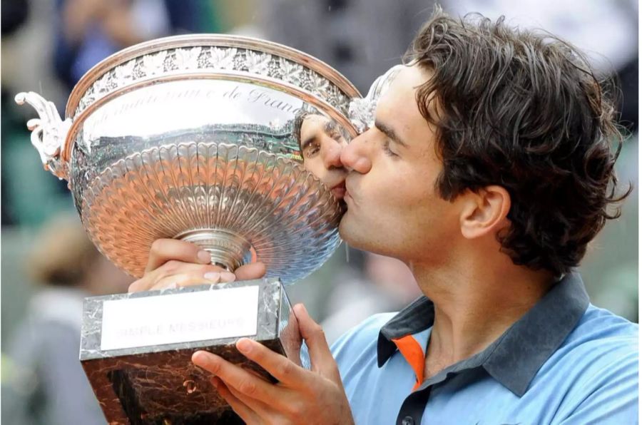 Der erste und bisher einzige Sieg an den French Open. 2009 gewinnt Federer den Schweden Robin Söderling mit 6:1, 7:6, 6:4 und holt sich den einzigen fehlenden Titel in seiner Sammlung.