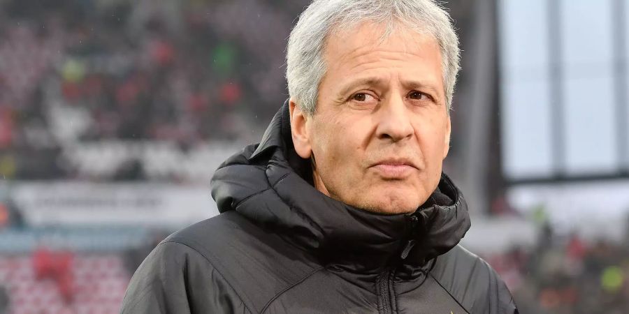 Dortmunds Trainer Lucien Favre vor einem Spiel.