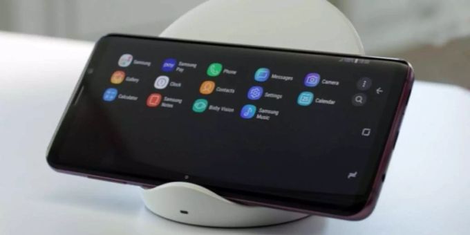 Samsung präsentiert zwei neue Flaggschiff-Modelle an der Mobilfunkmesse in Barcelona. Samsung präsentiert zwei neue Flaggschiff-Modelle an der Mobilfunkmesse in Barcelona.