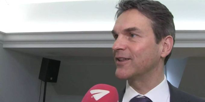 FDP auf Stimmenfang - Dauerwahlkampf mit Bilateralen, AHV und Hoffnungsträger Cassis
