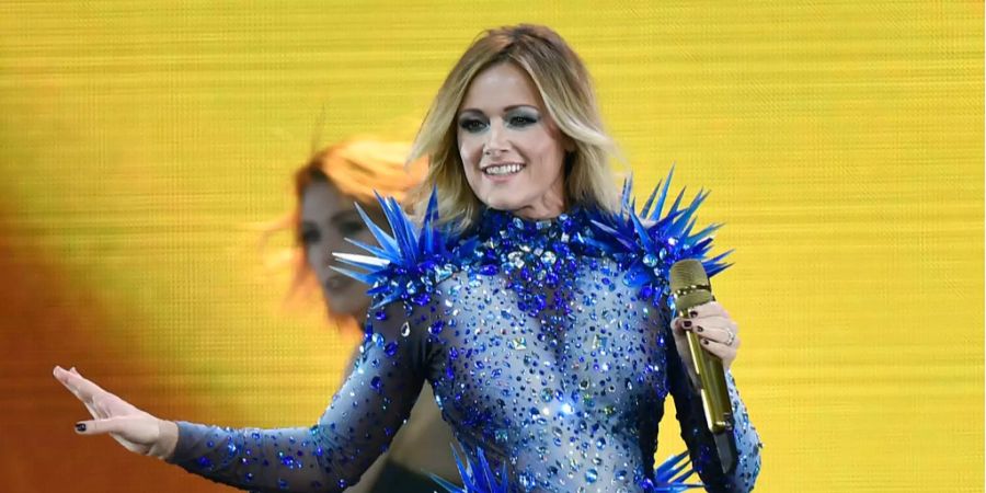 Helene Fischer ist krank und muss deshalb mehrere Konzerte absagen.