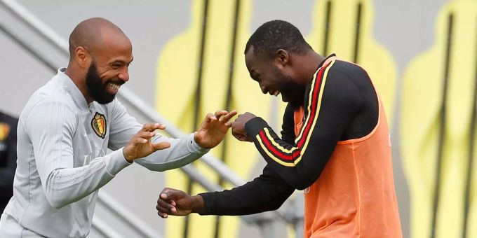 Der belgische Assistenz-Trainer Thierry Henry und Topskorer Romelu Lukaku. Der belgische Assistenz-Trainer Thierry Henry und Topskorer Romelu Lukaku.