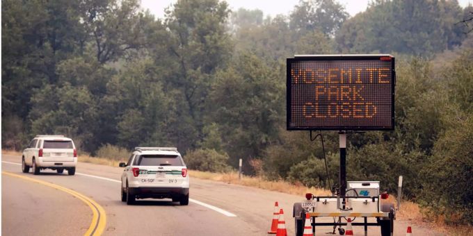 Der Yosemite Park bleibt weiterhin gesperrt. Der Yosemite Park bleibt weiterhin gesperrt.