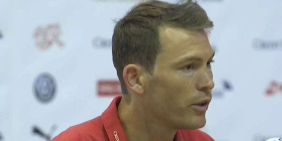 Stephan Lichtsteiner entscheidet erst später über seine Zukunft.