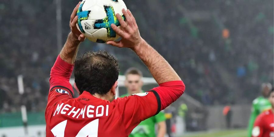 Mehmedi wechselt von Leverkusen zu Wolfsburg.