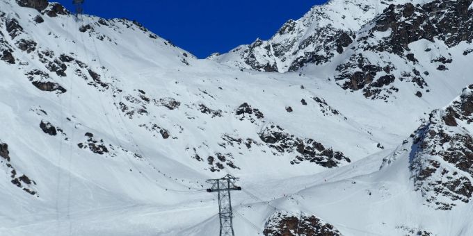 Verbier VS - Snowboarder (†39) stürzt felsigen Abhang hinunter – tot